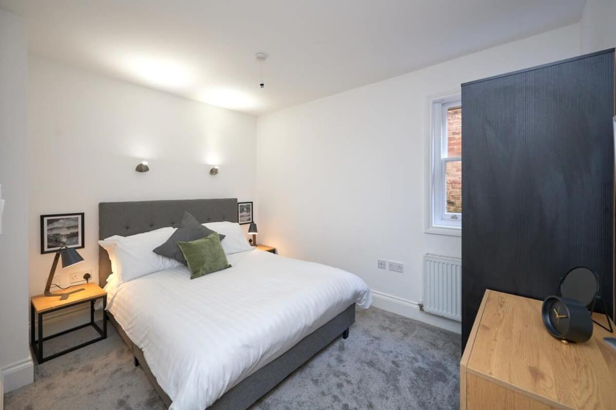 Lovely 2 Bedroom Apartment In Preston Preston  Exterior foto